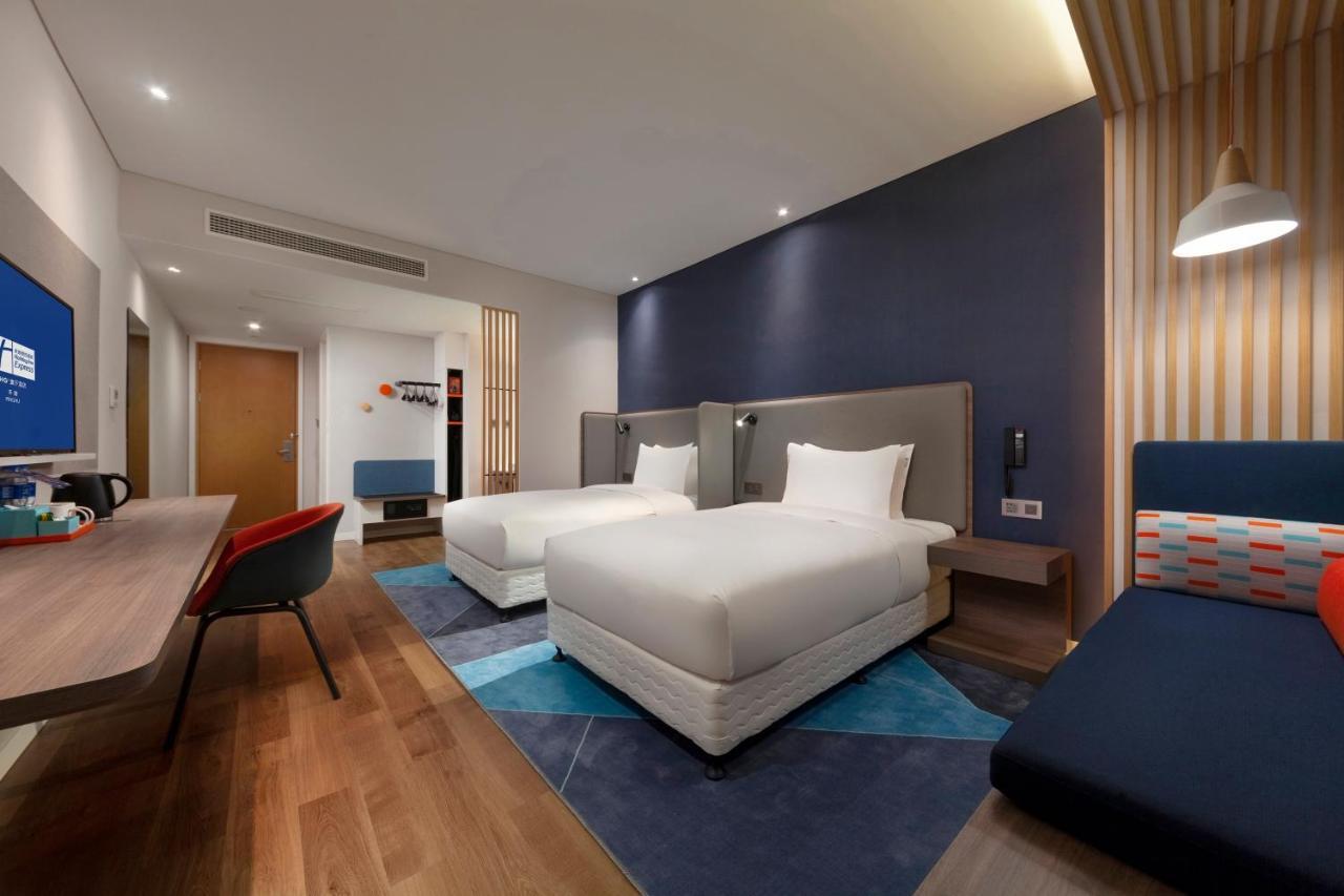 Holiday Inn Express Pinghu By Ihg Экстерьер фото